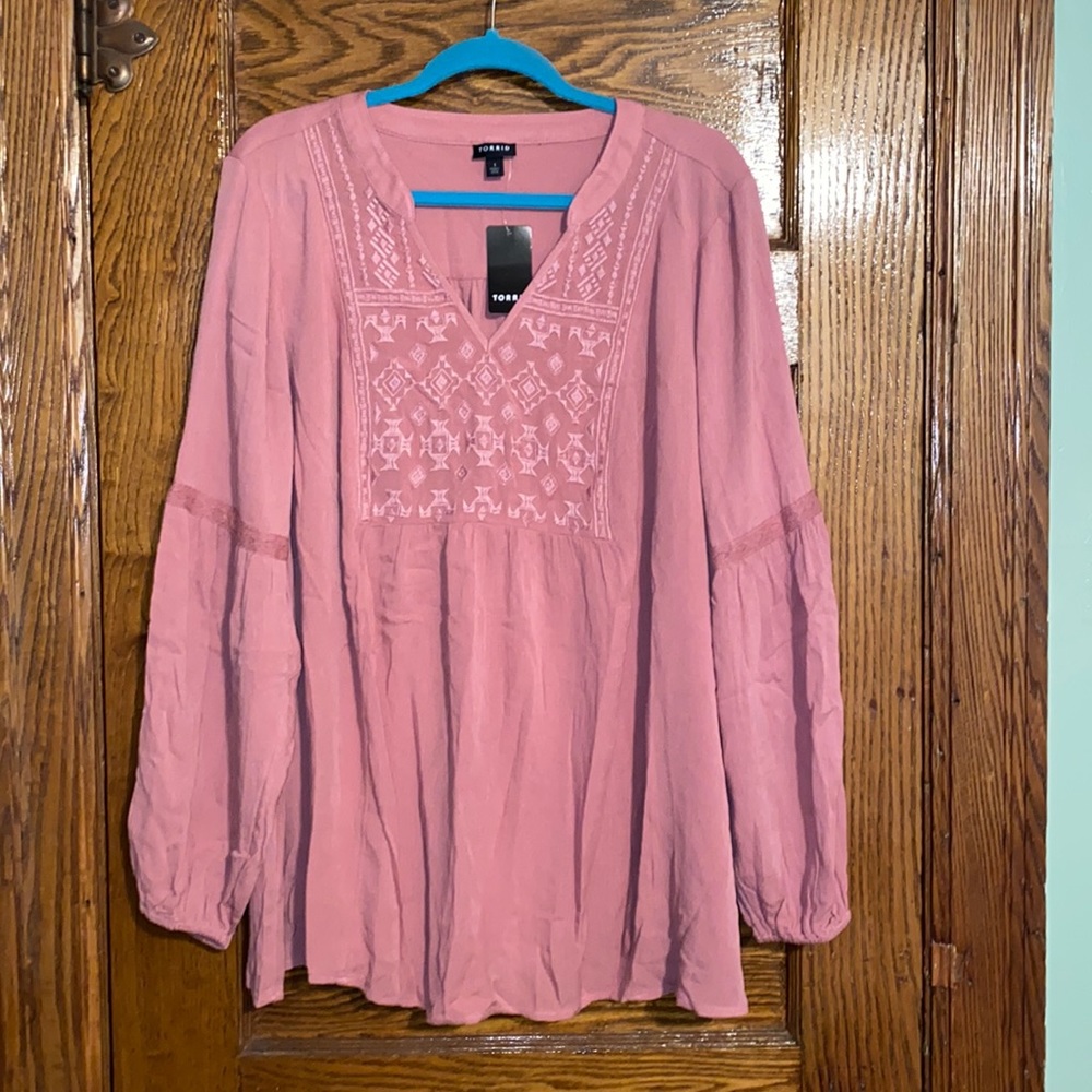 Torrid size 1 Aztec pattern top